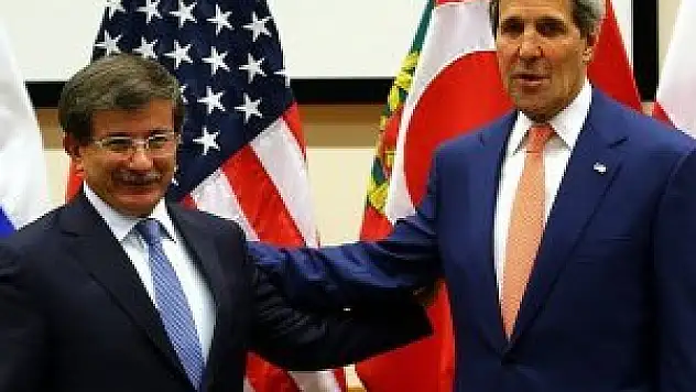 Davutoğlu ile Kerry Filistin'i görüştü