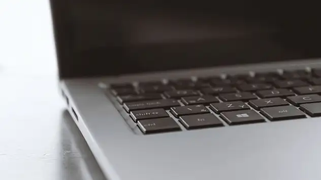 MEB dört beceride ilk Türkçe elektronik sınav düzenledi