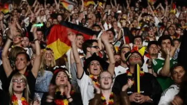 Ekonomik performans yeşil sahaya yansıdı