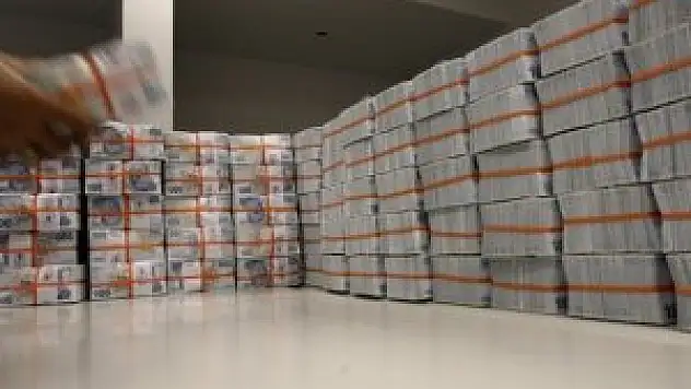 Bütçe gelirleri yüzde 10,2 arttı