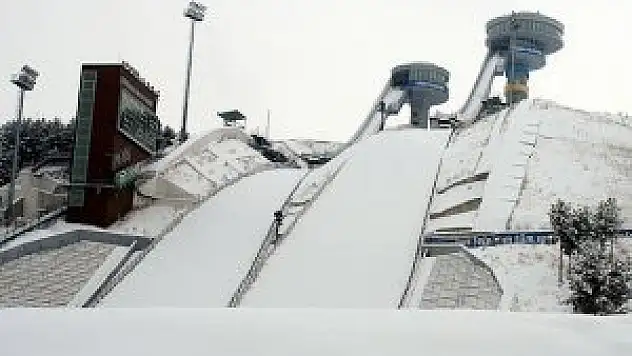 Atlama kulelerinde çökme