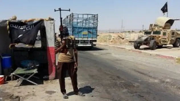 IŞİD Kerkük-Bağdat karayolunu ulaşıma kapattı