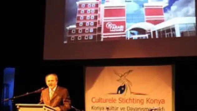 Hollanda'da sağlık hizmetlerini anlattı