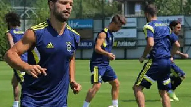 Topuz Diego'nun elini koparıyordu!