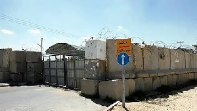 Kerm Ebu Salim Sınır Kapısı kapatıldı