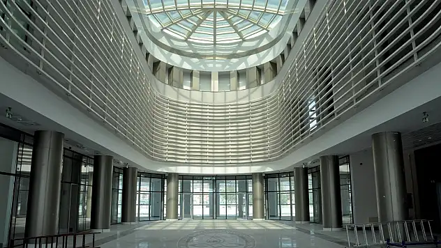 İlklerin üniversitesi