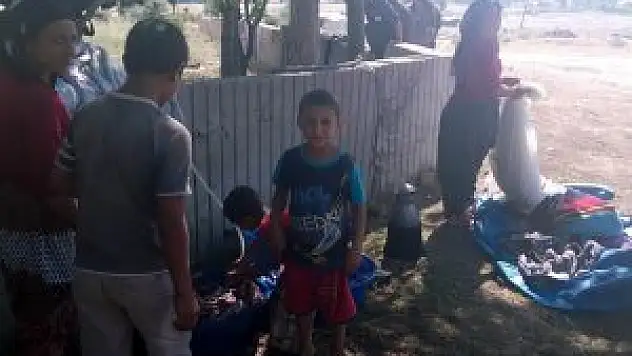 Mevsimlik işçiler zor günler geçiriyor