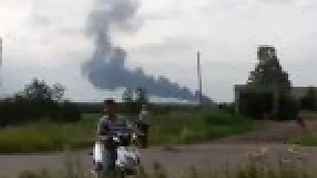 295 kişiyi taşıyan Malezya uçağı düştü