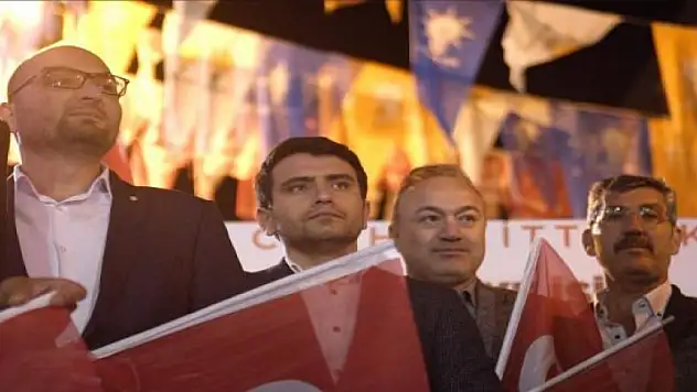 İYİ Parti'de 300 kişilik toplu istifa depremi!