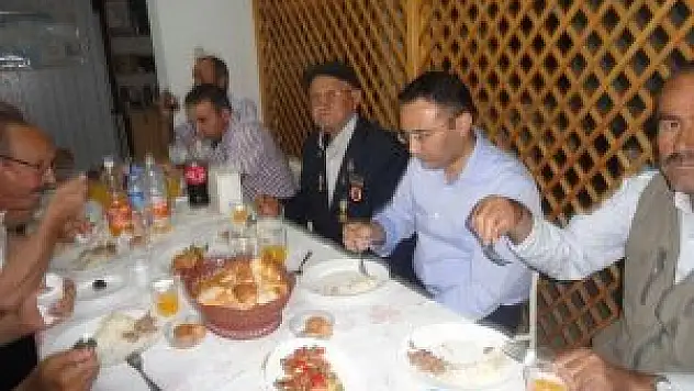 Şehit ailelerine iftar