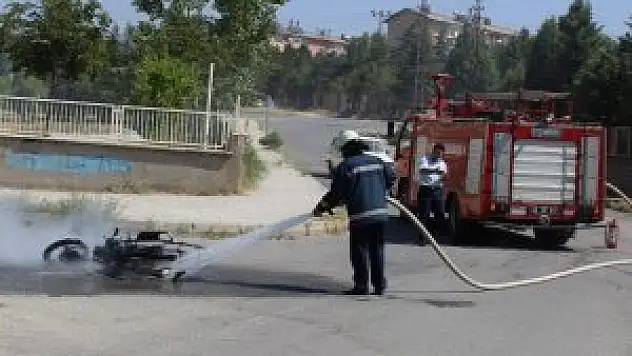 Durduğu yerde yandı!