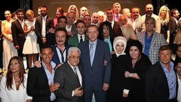 AK Parti iftarına ünlü akını
