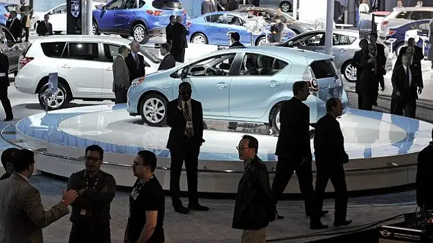 Bir yılda 5 milyon araç satıldı