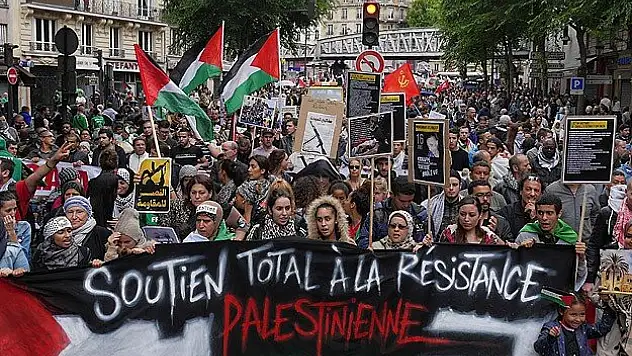 Paris'te İsrail'i protesto yasağı tepki çekiyor