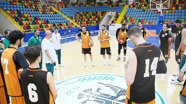 Dev Kartallar, Bursa'da kampta!