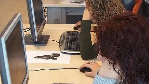 Sendikalar 680 bin memurun peşinde