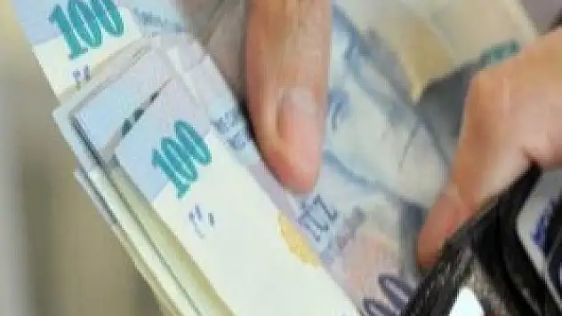 Emekliye 900 lira promosyon