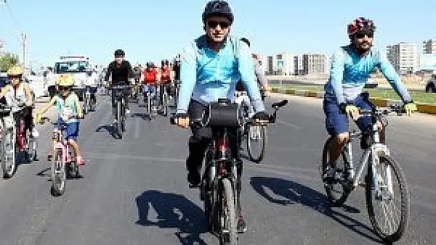 Demirtaş bisiklet turuna katıldı