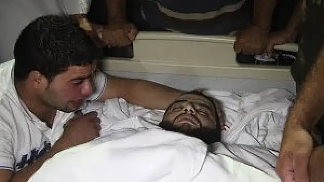 İsrail askerlerinin vurduğu Filistinli gösterici öldü