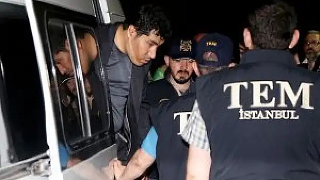 'Paralel yapı' operasyonunda gözaltına alınan 22 kişi adliyede