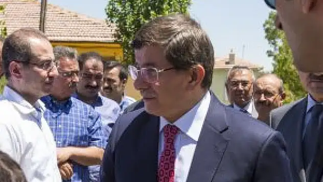 Davutoğlu Konya'da cenazeye katıldı
