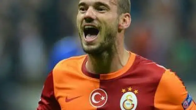 Sneijder'den G.Saray'a sürpriz teklif!