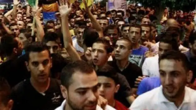 Yahudi yerleşimciler Filistinlilere ateş açtı