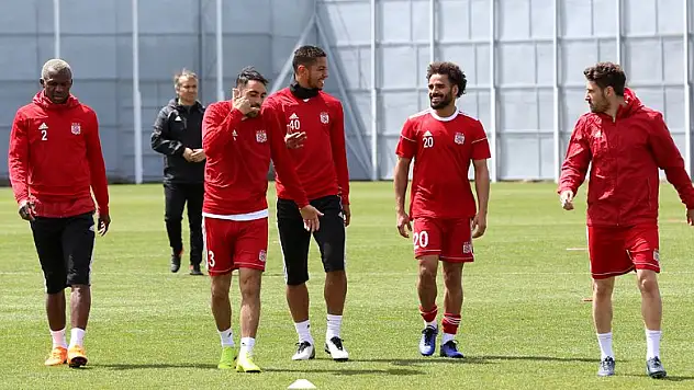 Sivasspor, Konya'ya erken gelecek