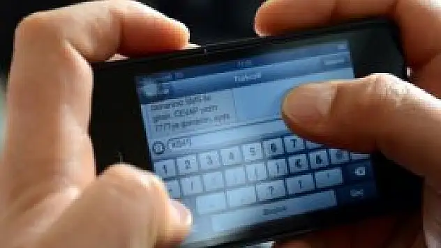 Bankaların ücretli SMS'i tepki çekiyor