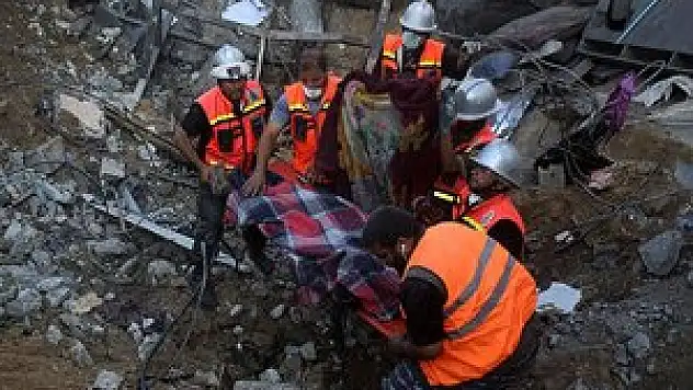 Gazze'de ölü sayısı 1000'e yaklaştı