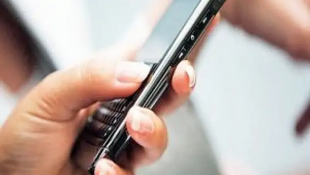 Cep telefonu kaza yapma ihtimalini dört kat artıyor