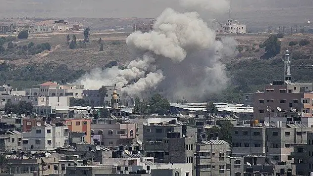 İsrail elektrik santralini vurdu üretim durdu