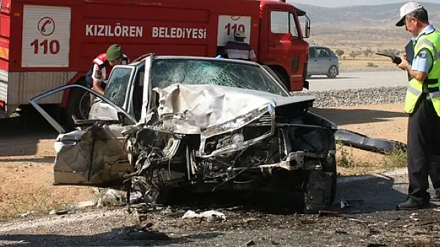 Konya'da iki otomobil çarpıştı: 1 ölü, 3 yaralı