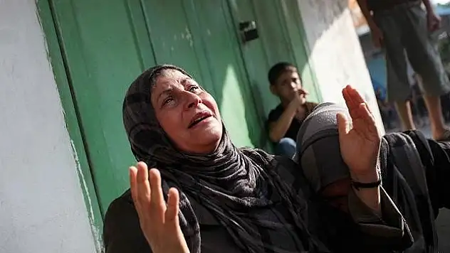 İsrail Şucaiyye'yi yeniden vurdu