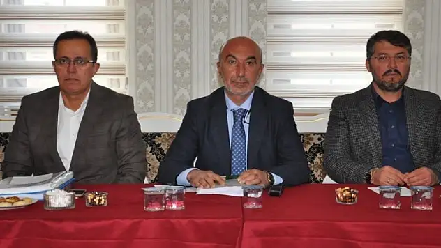 AK Parti İl başkanlığı ilk ilçe ziyaretini Sarayönü'ne yaptı