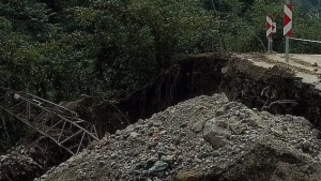 Hindistan'da ölenlerin sayısı 25'e çıktı