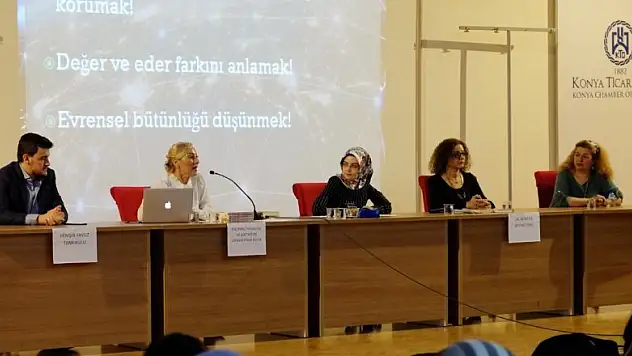 KTO Karatay'da 'Ebeler Haftası' ile ilgili panel düzenlendi