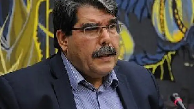 PYD'nin silahlı kanadı YPG peşmergeye destek veriyor