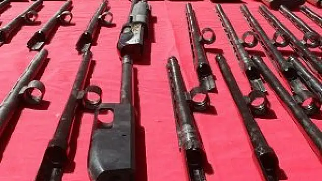 İspanya İsrail'e silah satışını durdurdu