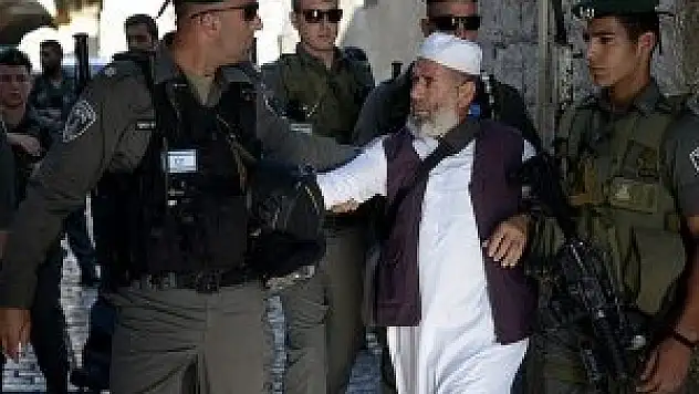 Mescid-i Aksa'da arbede