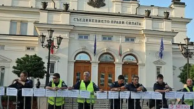 Bulgaristan'da geçici kabine açıklandı