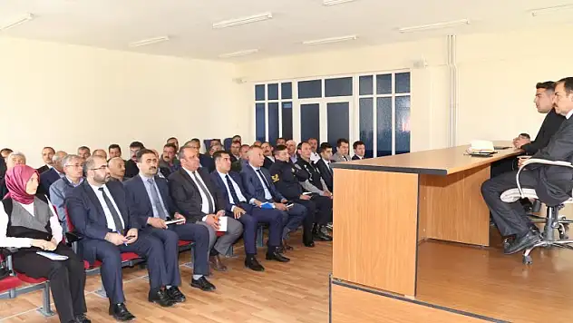 Hadim'de muhtarlar toplantısı yapıldı