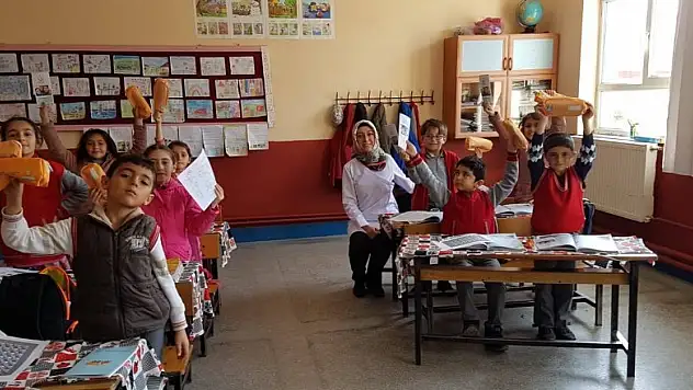 Derebucak'ta 'koruyucu ağız ve diş sağlığı' programı düzenlendi