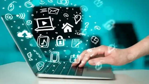 'Türkiye'de internet kullanımı yüzde 72'ye çıktı'