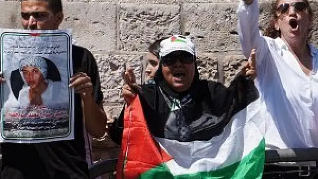 Oğlumun katilleri de yakılsın