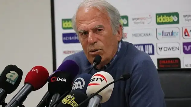 Konyaspor'un rakibinin hocası istifa etti!