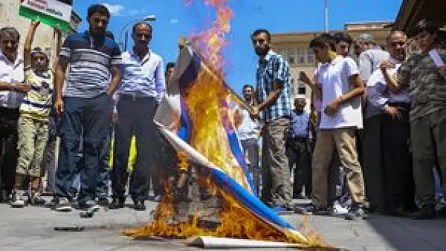 Katledilen Müslümanlar için gıyabi cenaze namazı