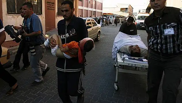 İsrail Gazze'yi 67 yerden vurdu