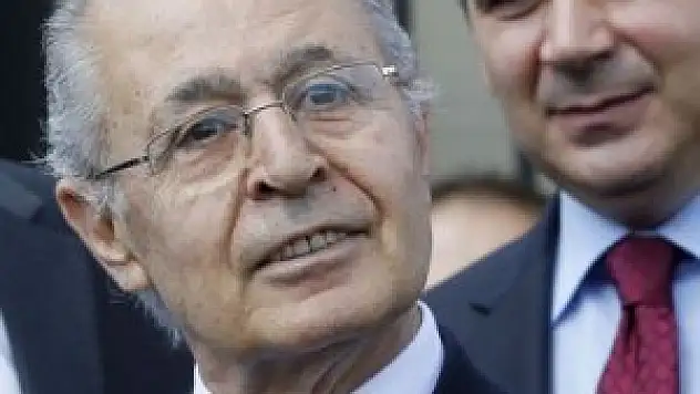 Sezer'den şok karar! Oy vermedi!