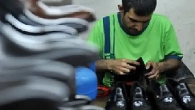 Ayakkabıcılar yere 'sağlam basacak'